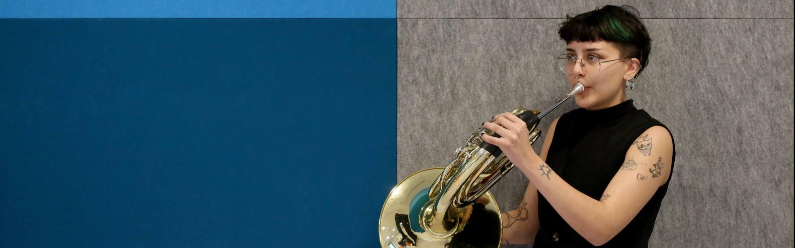 Students go free image