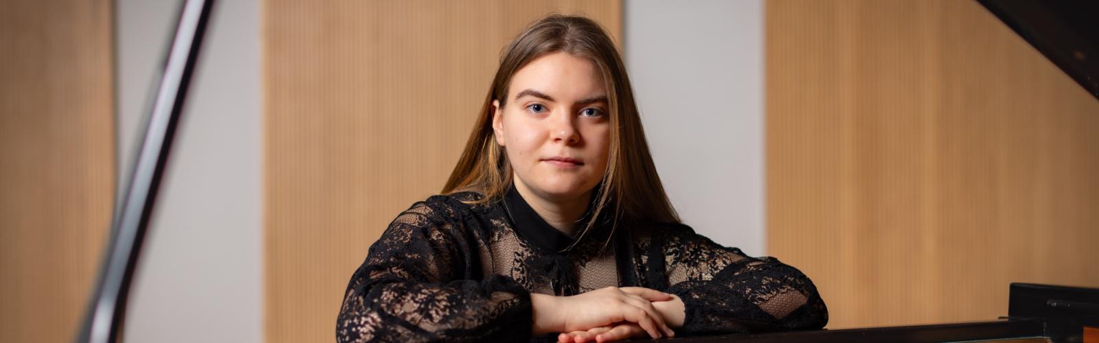 Sulamita Pyvovar pianist